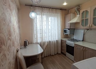 Продается 1-ком. квартира, 32 м2, Воткинск, улица 1905 года, 18