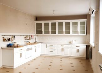 Продам двухкомнатную квартиру, 74.5 м2, Балашиха, улица Ситникова, 8