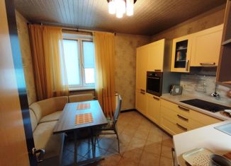 Трехкомнатная квартира на продажу, 76.4 м2, Москва, Симферопольский бульвар, 15к5, Симферопольский бульвар