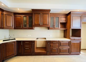 Продаю трехкомнатную квартиру, 107.5 м2, Санкт-Петербург, улица Беринга, 27к1, улица Беринга