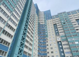 Продаю трехкомнатную квартиру, 65 м2, Челябинск, улица Университетская Набережная, 61, жилой район Академ Риверсайд