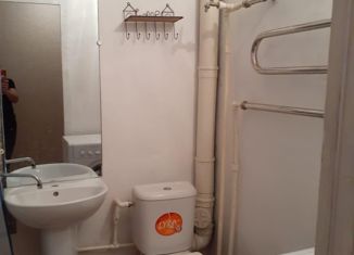 Продам однокомнатную квартиру, 31 м2, Новочеркасск, улица Авиаторов, 12