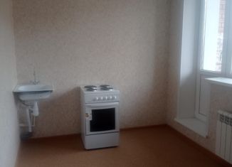 Продаю однокомнатную квартиру, 42.7 м2, поселок городского типа Промышленная, Коммунистическая улица, 10