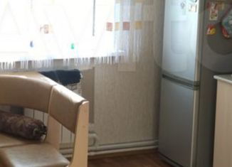 Продается однокомнатная квартира, 38.8 м2, Соликамск, улица 20-летия Победы, 9Г