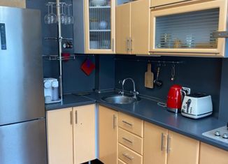 Продажа 3-ком. квартиры, 97.3 м2, Балашиха, Советская улица, 12