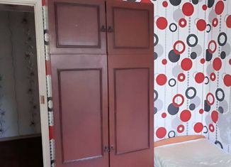 Продаю 2-комнатную квартиру, 43.9 м2, Новосибирск, улица 9-й Гвардейской Дивизии, 14, метро Студенческая