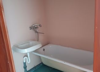 Продам 2-ком. квартиру, 44 м2, Богородицк, Вязовский переулок, 35А