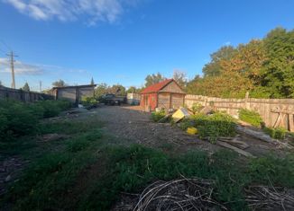 Земельный участок на продажу, 6 сот., село Нежинка, Октябрьская улица