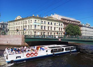 Продается четырехкомнатная квартира, 100 м2, Санкт-Петербург, набережная реки Мойки, 101, метро Адмиралтейская