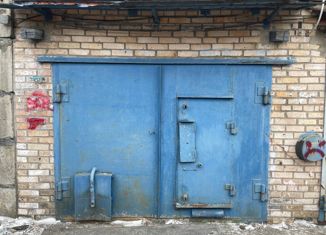 Продам гараж, 36 м2, Владивосток, Первореченский район, проспект Острякова, 2А