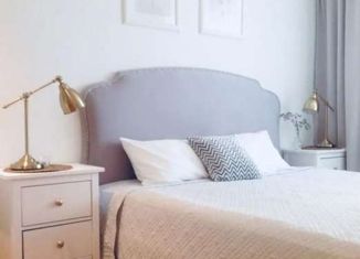 Сдаю однокомнатную квартиру, 35 м2, Екатеринбург, улица Чапаева, 72А, улица Чапаева