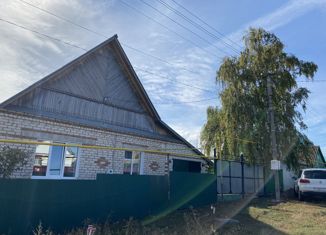 Продаю дом, 126 м2, Нурлат, улица Кутузова, 4