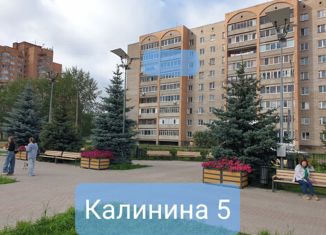 Продаю 2-ком. квартиру, 47.6 м2, Глазов, улица Калинина, 5