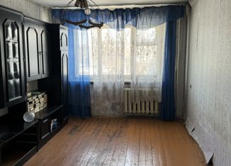 Продается трехкомнатная квартира, 60.2 м2, Новокузнецк, улица Воробьева, 15