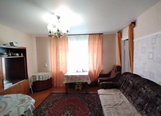Продается двухкомнатная квартира, 43 м2, Татарстан, улица Мияссарова, 48