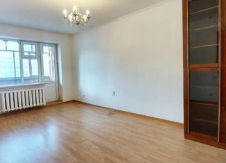 Продается 3-комнатная квартира, 62.3 м2, Якутск, улица Халтурина, 2