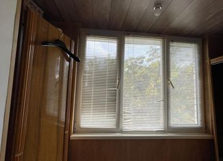Продажа 2-ком. квартиры, 50 м2, Черкесск, микрорайон Пештера, улица Лободина, 74