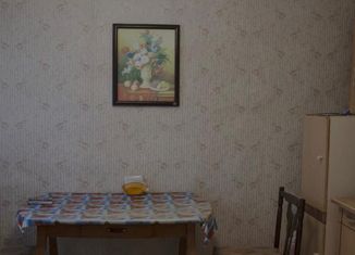 Продается 3-комнатная квартира, 51 м2, поселок Куйбышевский, Советская улица, 8