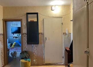 Продажа 4-комнатной квартиры, 73.5 м2, Первоуральск, улица Строителей, 1