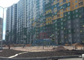 Продается 1-ком. квартира, 28 м2, Мурино, Воронцовский бульвар, ЖК Краски Лета