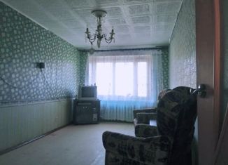 Продаю двухкомнатную квартиру, 47.3 м2, Пикалёво, 6-й микрорайон, 37