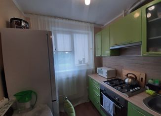 Продается двухкомнатная квартира, 43.3 м2, Озёрск, проезд Калинина, 7