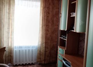 Продажа 3-комнатной квартиры, 58 м2, посёлок городского типа Чишмы, улица Гизатуллина, 19