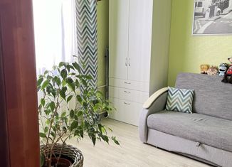 Двухкомнатная квартира на продажу, 40.1 м2, Глазов, улица Дзержинского, 11