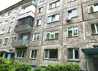 Продается двухкомнатная квартира, 45 м2, Омск, улица Бородина, 40, Советский округ