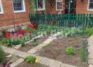 Продаю дом, 86 м2, Ейск, Октябрьская улица