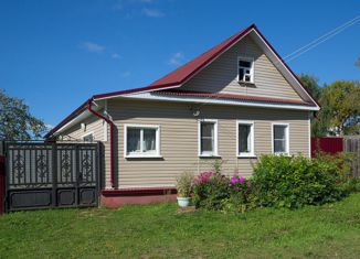 Продается 3-ком. квартира, 66 м2, рабочий посёлок Дергачи, Молодёжная улица, 6