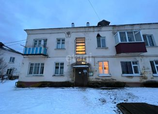 Продам 2-ком. квартиру, 44 м2, посёлок городского типа Изоплит, Школьная улица, 3