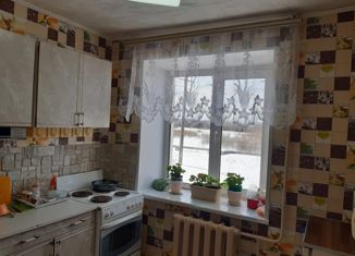 Продам 2-комнатную квартиру, 38.8 м2, Глазов, улица Кирова, 125