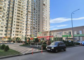 Продам 2-ком. квартиру, 51.5 м2, Краснодар, Магистральная улица, 11, Карасунский округ