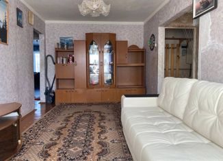 Продаю 3-ком. квартиру, 57.3 м2, Березники, улица Ломоносова, 137