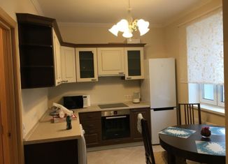 Продается 2-ком. квартира, 57.4 м2, Москва, Митинская улица, 28, метро Митино