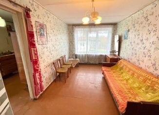 Продажа двухкомнатной квартиры, 42 м2, Валдай, улица Энергетиков, 20