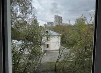 Продается 1-комнатная квартира, 27.3 м2, Екатеринбург, Советская улица, 23