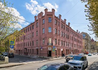 Продажа 4-комнатной квартиры, 101 м2, Санкт-Петербург, Красносельская улица, 16