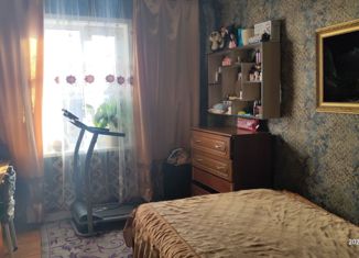 Продаю 2-ком. квартиру, 49.2 м2, Кяхта, улица Батурина, 8