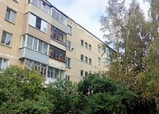 Продается двухкомнатная квартира, 51 м2, поселок Романовка, посёлок Романовка, 19