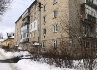Продается 2-комнатная квартира, 41 м2, Тутаев, улица Луначарского, 101