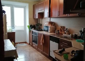 Продам 4-ком. квартиру, 98 м2, Невинномысск, Партизанская улица, 15