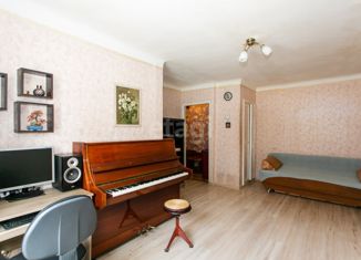 Продаю 1-комнатную квартиру, 30 м2, Новосибирск, улица Пермитина, 4