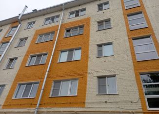 Продается 1-комнатная квартира, 30.6 м2, Вятские Поляны, улица Гагарина, 8