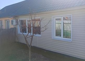 Продаю дом, 80.1 м2, поселок городского типа Степное, улица Ленина, 4