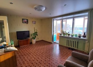 Продается 5-комнатная квартира, 82.5 м2, село Молочное, улица Мира, 7