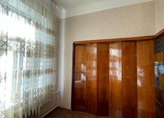 Продается 2-ком. квартира, 50.4 м2, Владикавказ, улица Маркова, 36, Промышленный округ
