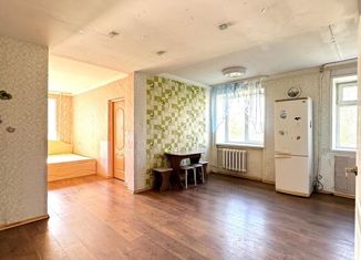 Продается двухкомнатная квартира, 51 м2, Якутск, улица Фёдора Попова, 16