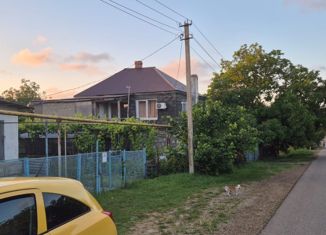 Продам четырехкомнатную квартиру, 60 м2, хутор Даманка, Молодёжная улица, 35А